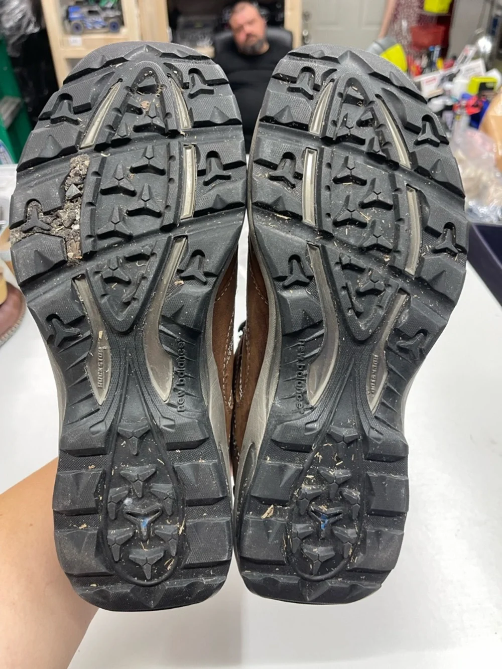 New Balance MW1569 hiking boots, which feature Gore-Tex waterproof - Picture 5 of 6